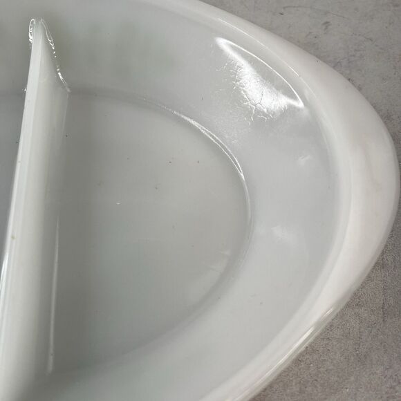 Vintage GlassBake Green Daisy Divided Casserole Dish Milk Glass 12” - Picture 8 of 13